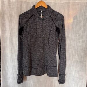 Lululemon Think Fast 1/4 Zip Pullover Size 8